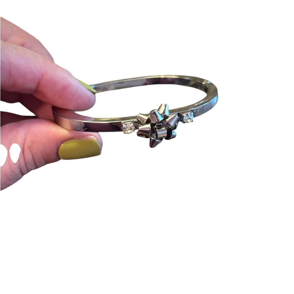 Elegant Silver Christmas Bow Bracelet